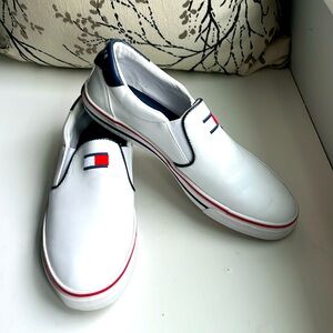 Tommy Hilfiger slip on sneakers white, blue and red logo on top great condition